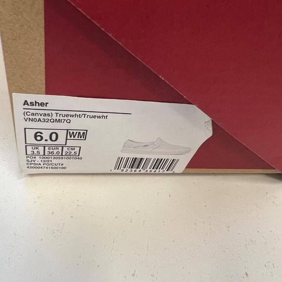 Van's -Asher Canvas Slip-Ons- (Truewht) #VNDA32QM17Q- Women's size 6. - Picture 4 of 11